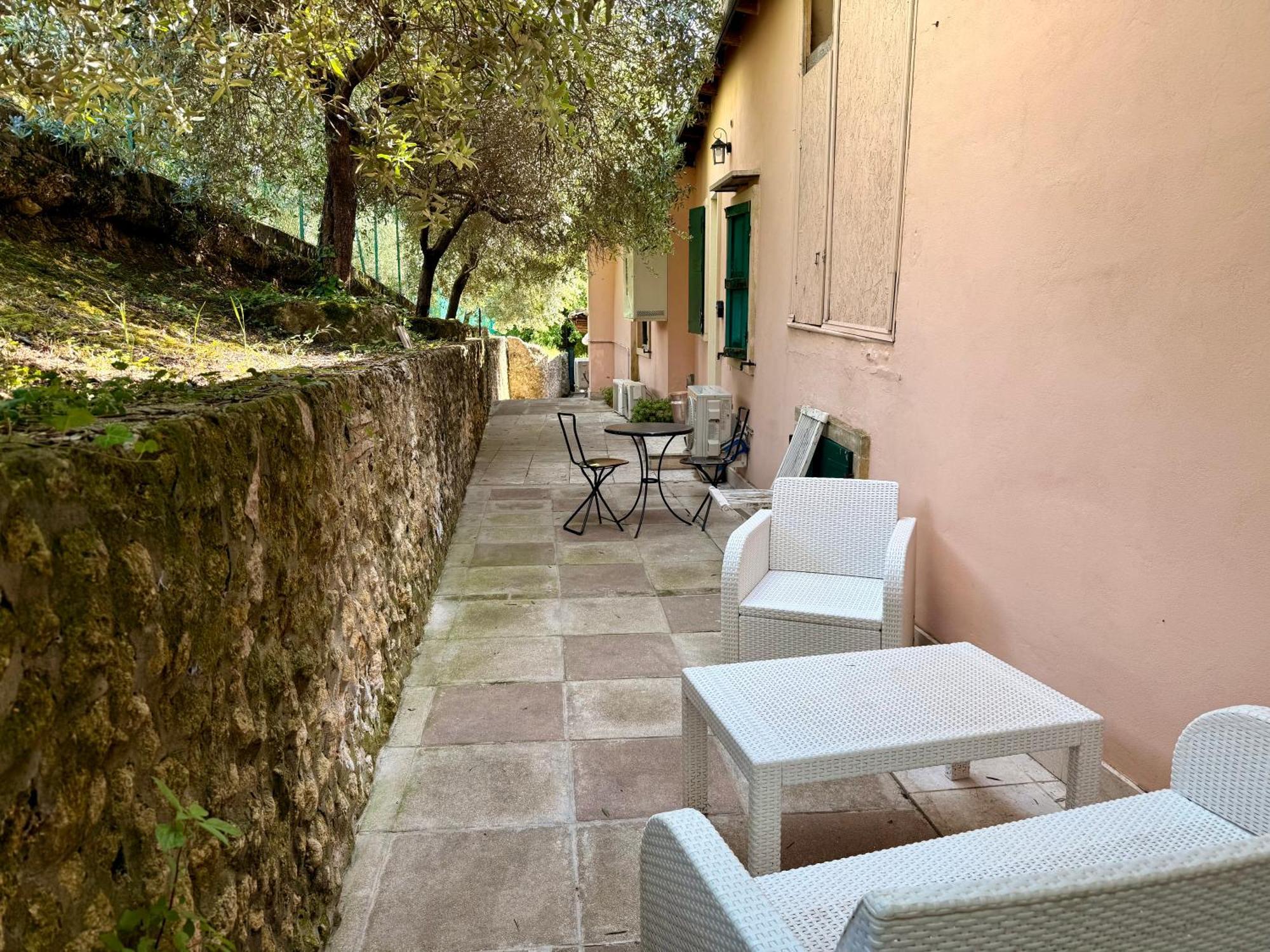 Green Leaves Verona Exterior photo